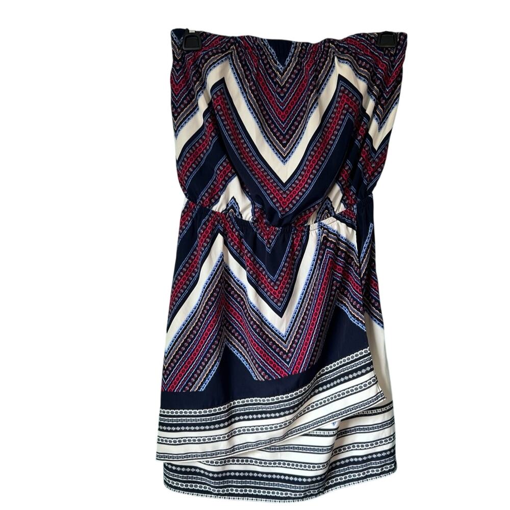 Express Women’s Strapless Shirt Size XS Tube Top Blue Red White Zig Zag